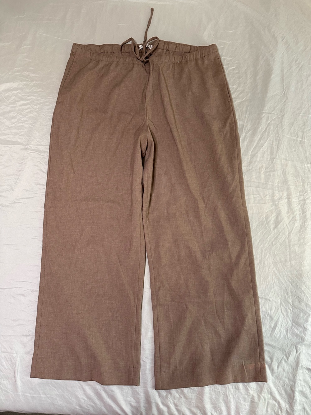 Abercrombie & Fitch Taupe Wide-Leg Pants with Drawstring